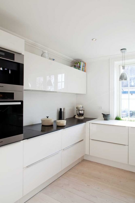 functional-minimalist-kitchen-design-ideas-11