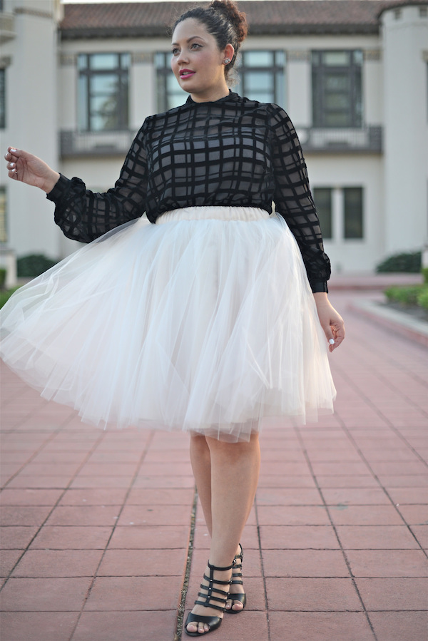 street-style-tutu-tulle-skirt-girl-with-curves-2.