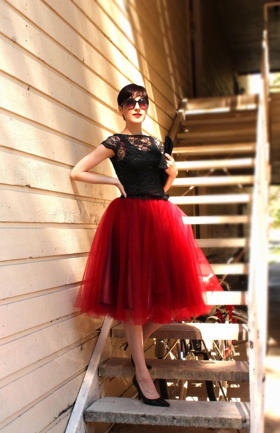 tulle-red-and-black.