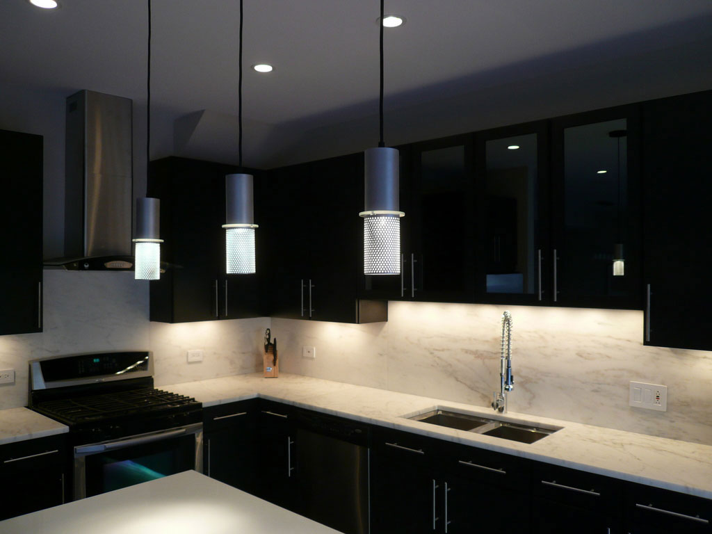 Black-Kitchen-Cabinets-Styles.