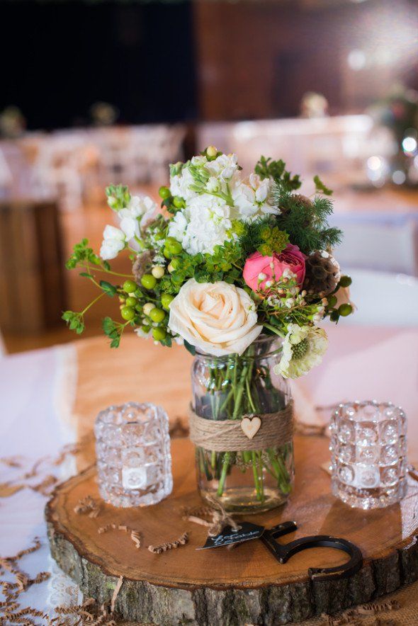 Lovely-Rustic-Wedding-Centerpieces.