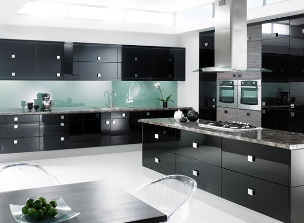 Modern-Black-Kitchen-Cabinets.