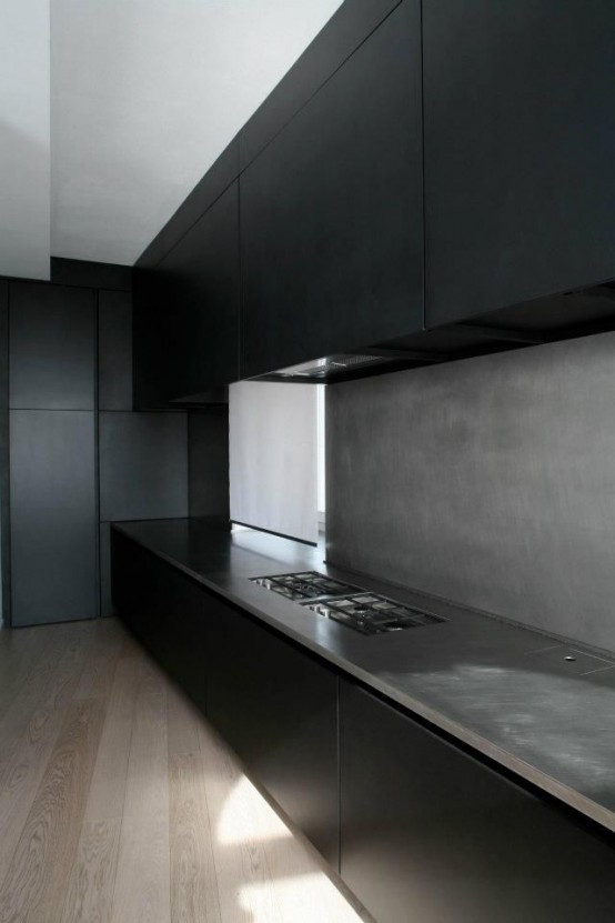 striking-black-kitchens-to-make-a-statement