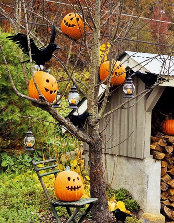Cool-Outdoor-Halloween-Decorations-2012-