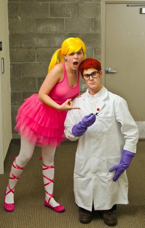Dexters-laboratory-Homemade-Halloween-costumes-adults-easy-ideas