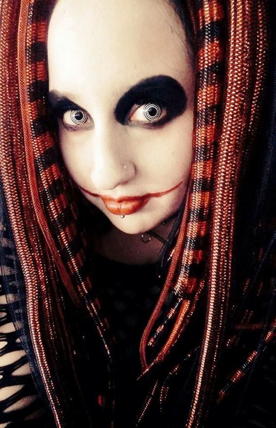 Scary-Halloween-Makeup-Ideas-24