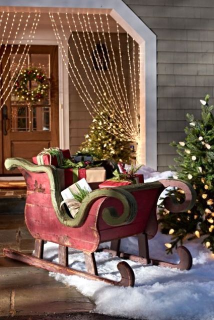 fun-and-creative-sleigh-decor1