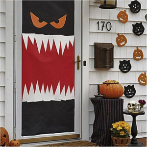 28 SPOOKY FRONT DOOR HALLOWEEN DECORATION INSPIRATIONS…..