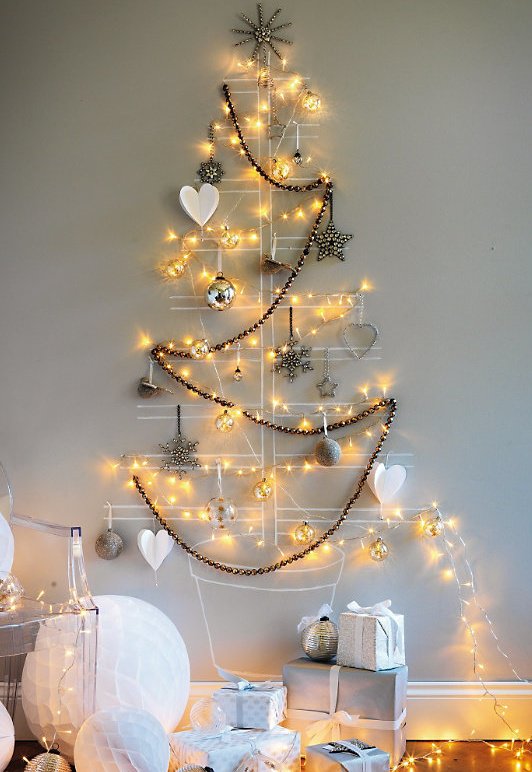 christmas-tree-lights-on-wall