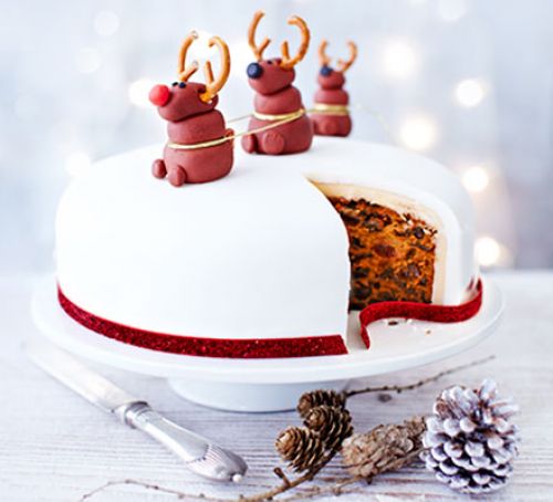 nancys-rudolph-christmas-cake