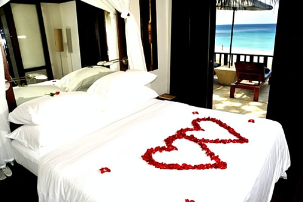romantic-bedroom-ideas-for-valentines-day