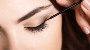 6 Basic Eyeliner Styles Every Woman Should Know – MyGlamm