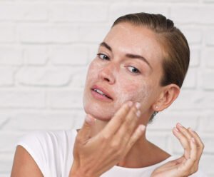 5 Top Compelling Reasons Why Every Person Must Exfoliate Their Skin Now!