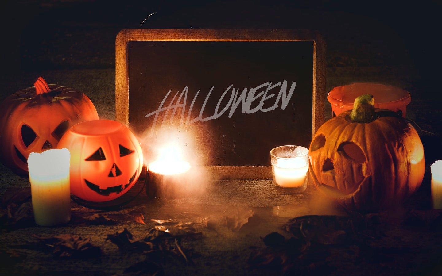 Tips On How To Host A Great Halloween Party Godfather Style