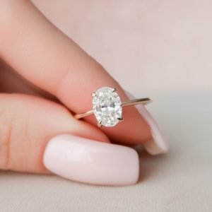 Why You Should Consider An Oval Cut Engagement Ring