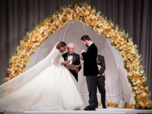 Factors To Consider When Selecting A Good Wedding Designer