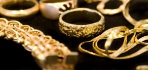 How Much Can You Get for Old Gold Jewelry?