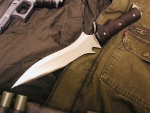 Essential Survival Knife Skills You Must Know 