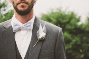 How to Preserve the Groom’s Suit in Perfect Condition Before the Ceremony?